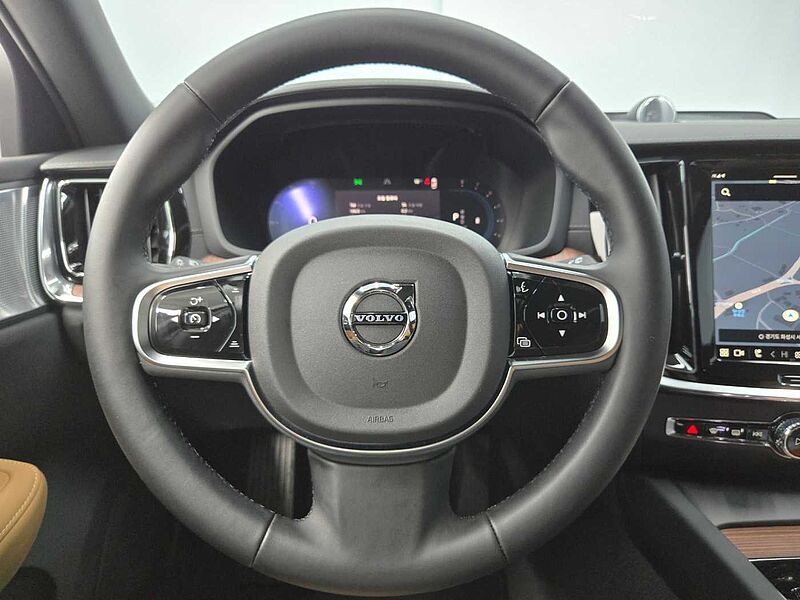 Volvo  Ultra, B5 AWD 마일드 하이브리드, 가솔린, 브라이트