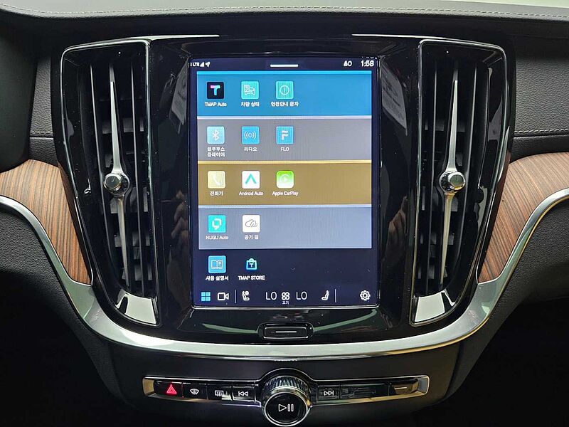 Volvo  Ultimate, B5 AWD 마일드 하이브리드, 가솔린, 브라이트