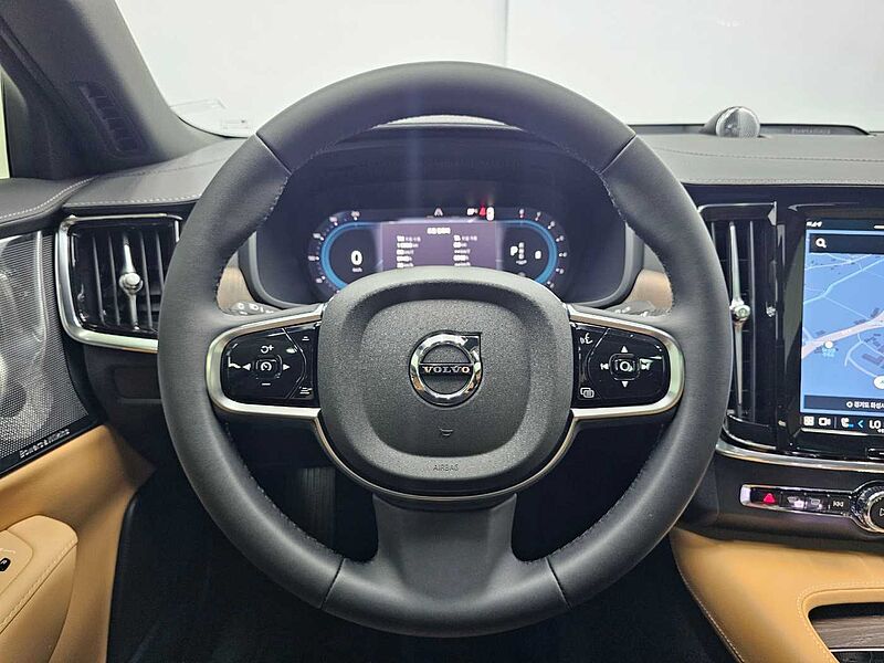 Volvo  Ultra, B5 마일드 하이브리드, 가솔린, 브라이트