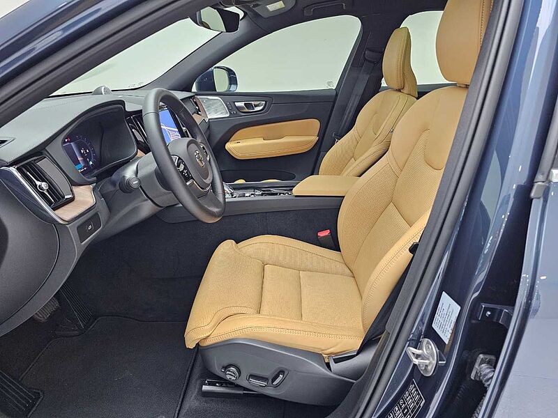 Volvo Ultra, B6 AWD 마일드 하이브리드, 가솔린, 브라이트