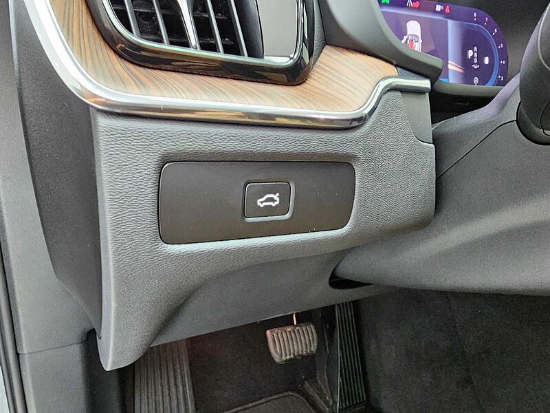 Volvo Ultra, B6 AWD 마일드 하이브리드, 가솔린, 브라이트