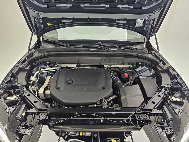 Volvo Ultra, B6 AWD 마일드 하이브리드, 가솔린, 브라이트