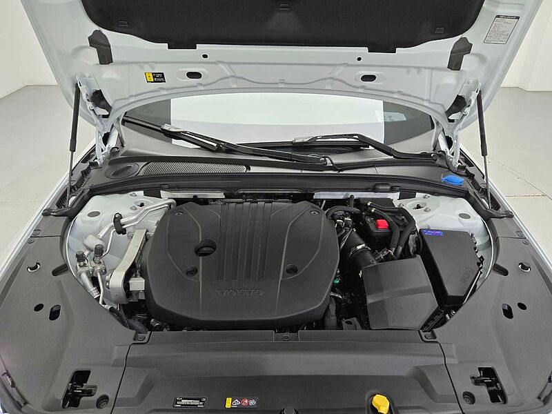 Volvo  Ultra, B5 마일드 하이브리드, 가솔린, 브라이트