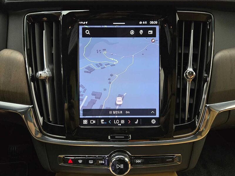 Volvo  Ultra, B5 마일드 하이브리드, 가솔린, 브라이트