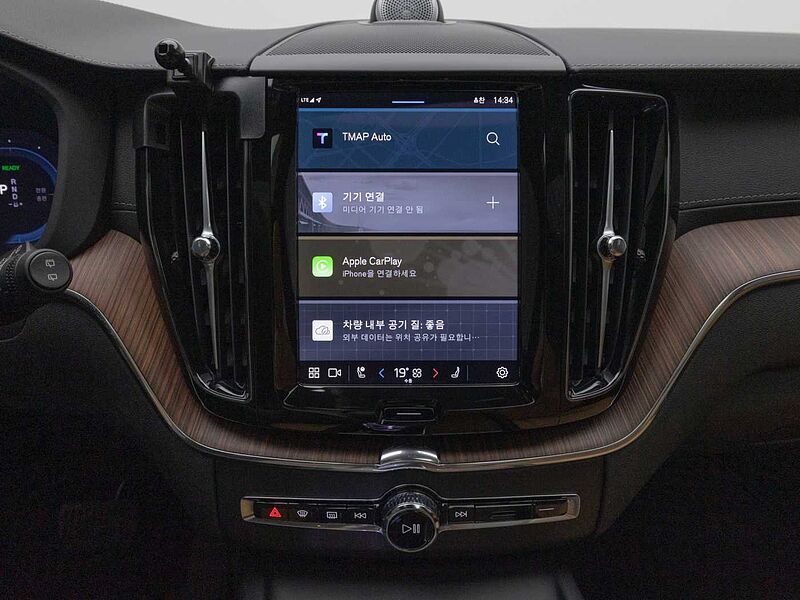 Volvo Ultra, T8 AWD 플러그-인 하이브리드, 전기/가솔린, 브라이트
