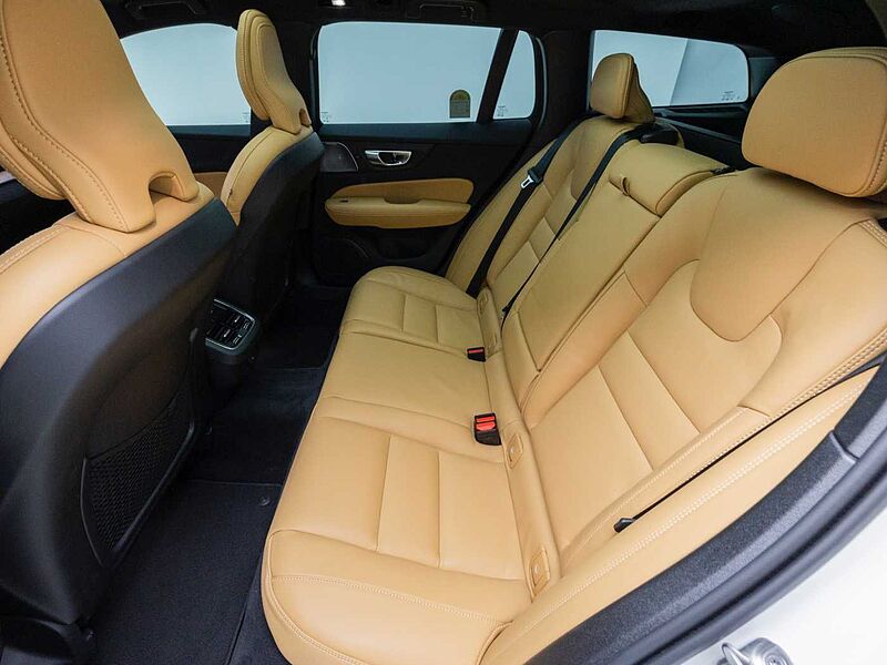 Volvo Ultra, B5 AWD 마일드 하이브리드, 가솔린, 브라이트