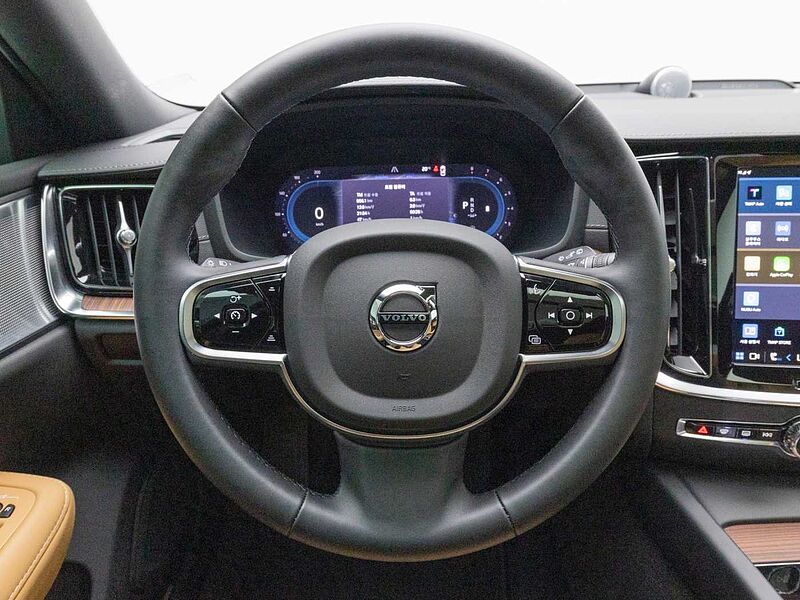 Volvo Ultra, B5 AWD 마일드 하이브리드, 가솔린, 브라이트