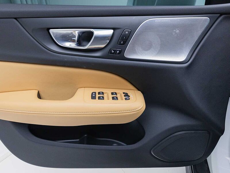 Volvo Ultra, B5 AWD 마일드 하이브리드, 가솔린, 브라이트