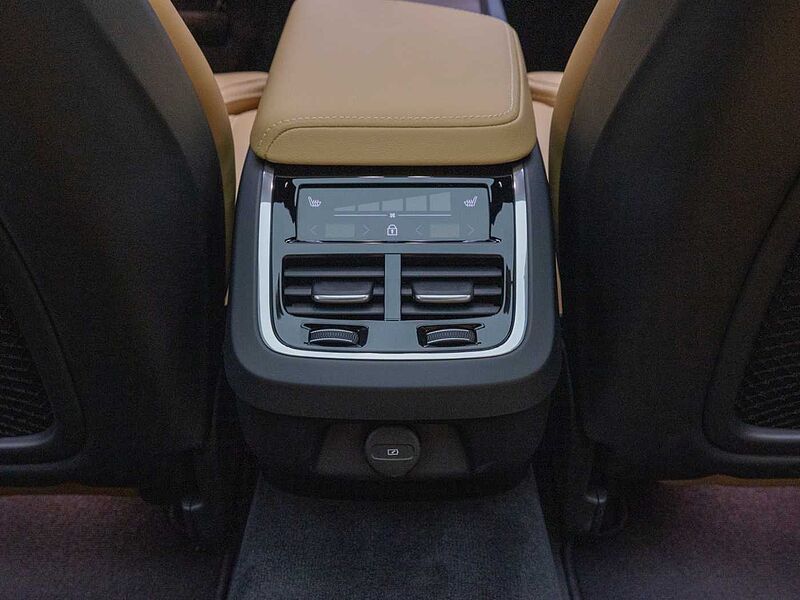 Volvo Ultra, B5 AWD 마일드 하이브리드, 가솔린, 브라이트