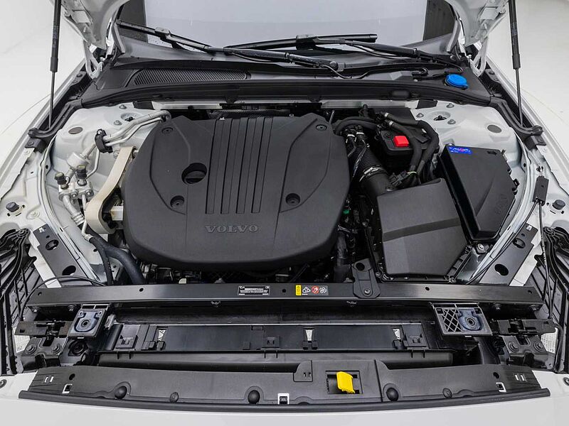 Volvo Ultra, B5 AWD 마일드 하이브리드, 가솔린, 브라이트