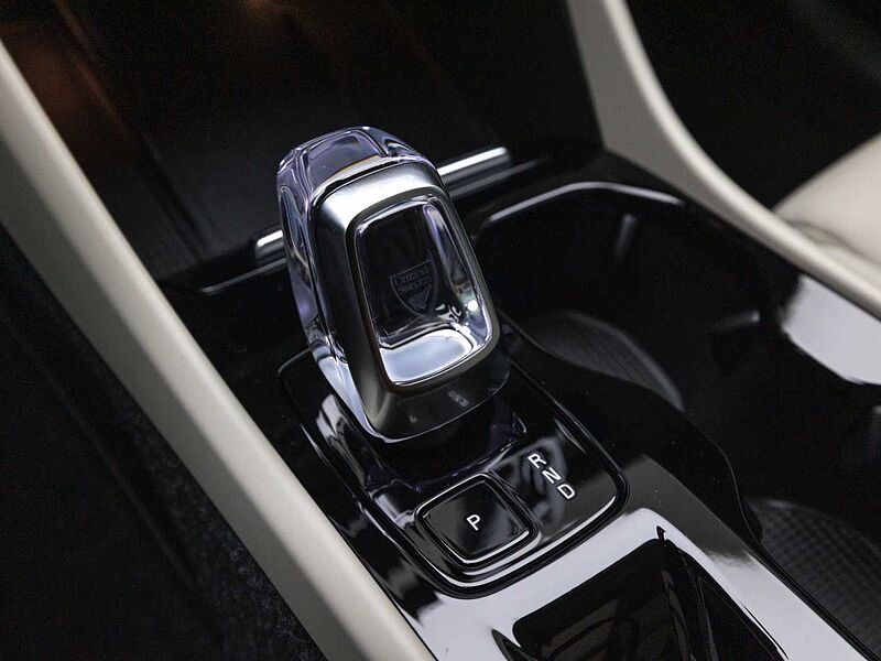 Volvo Ultra, B4 AWD 마일드 하이브리드, 가솔린, 브라이트