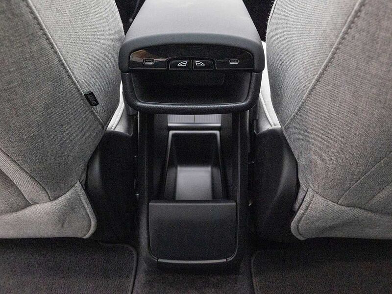 Volvo  Ultra, Single Motor Extended Range, 전기