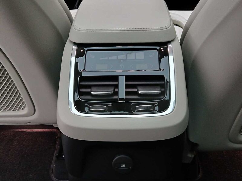 Volvo Ultra, T8 AWD 플러그-인 하이브리드, 전기/가솔린, 브라이트, 7 좌석