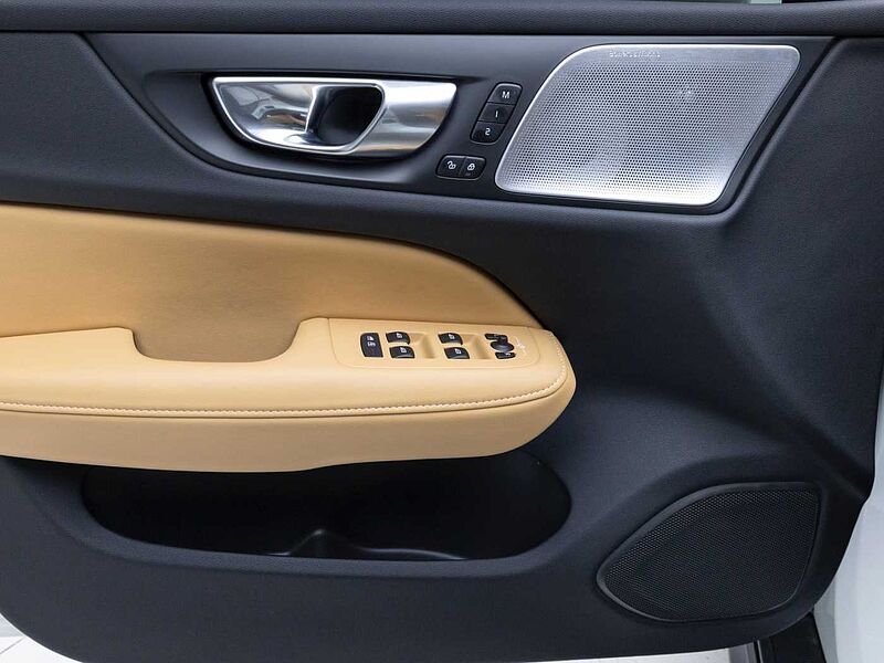 Volvo Ultra, B5 AWD 마일드 하이브리드, 가솔린, 브라이트