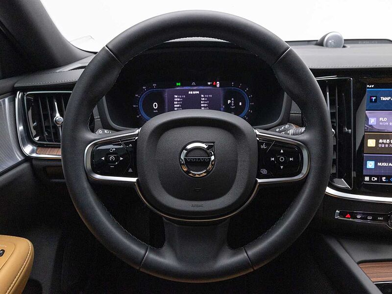 Volvo  Ultra, B5 AWD 마일드 하이브리드, 가솔린, 브라이트