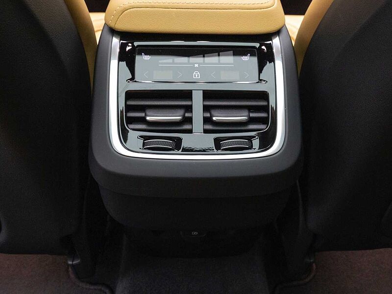 Volvo Ultra, B5 AWD 마일드 하이브리드, 가솔린, 브라이트