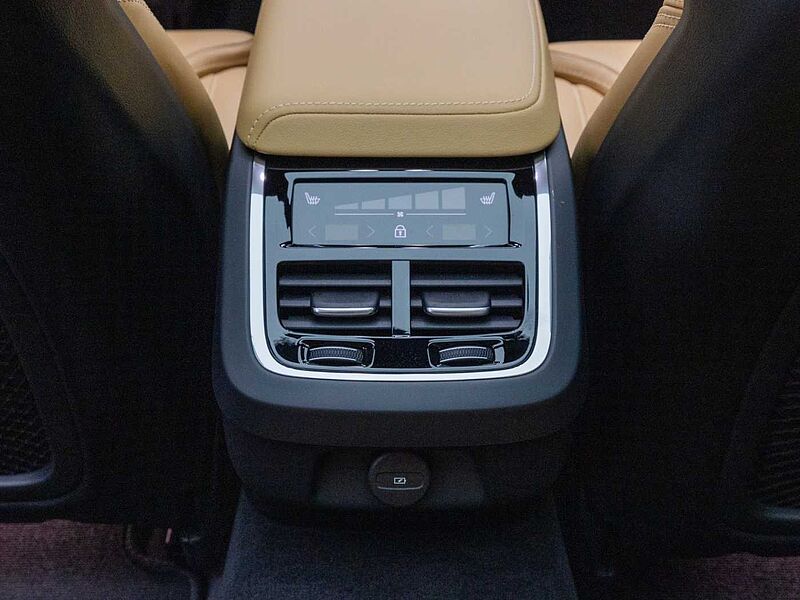 Volvo Ultra, B5 AWD 마일드 하이브리드, 가솔린, 브라이트