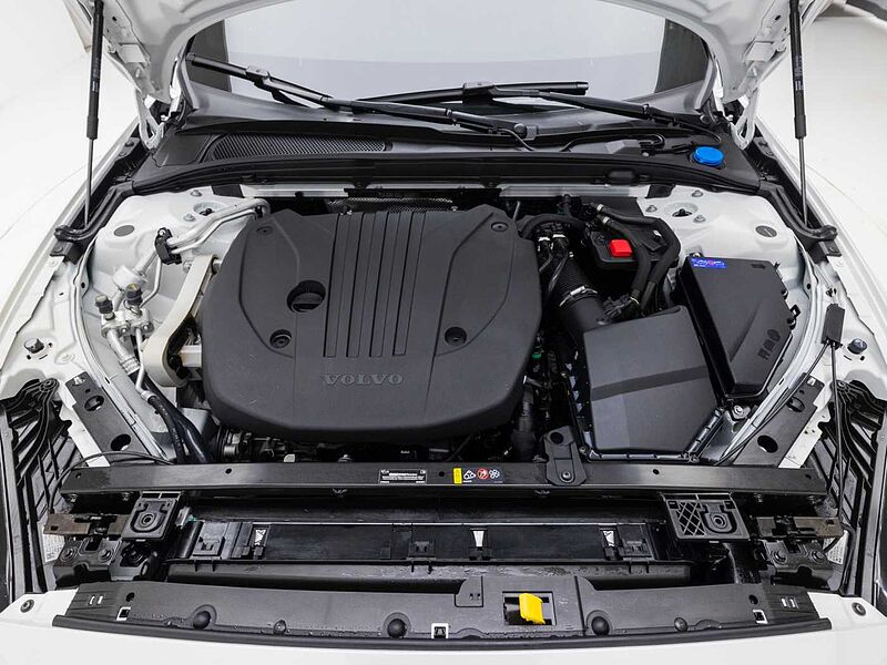 Volvo Ultra, B5 AWD 마일드 하이브리드, 가솔린, 브라이트