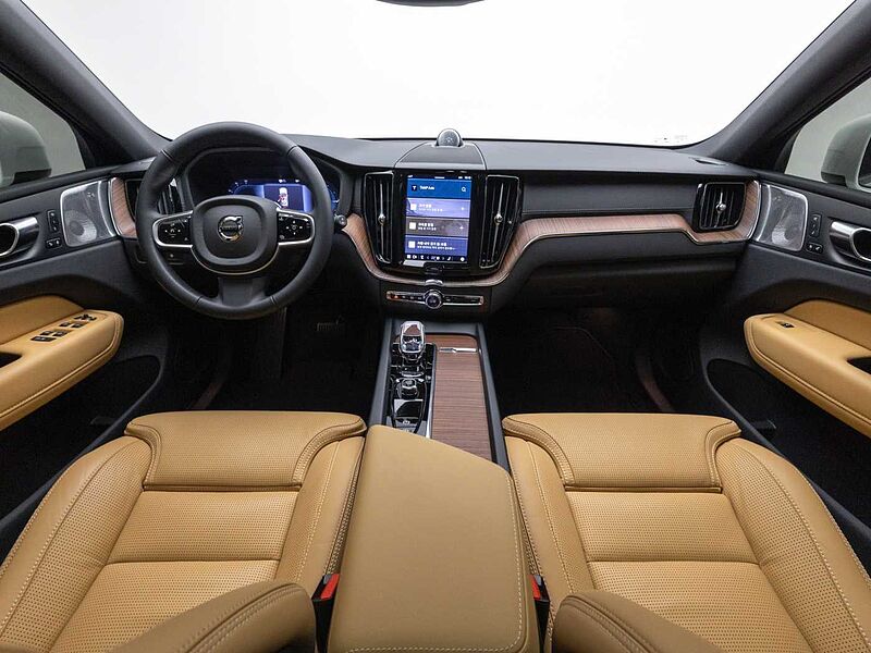 Volvo  Ultra, T8 AWD 플러그-인 하이브리드, 전기/가솔린, 브라이트