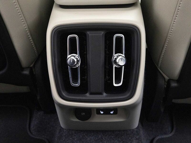 Volvo  Ultra, B4 AWD 마일드 하이브리드, 가솔린, 브라이트