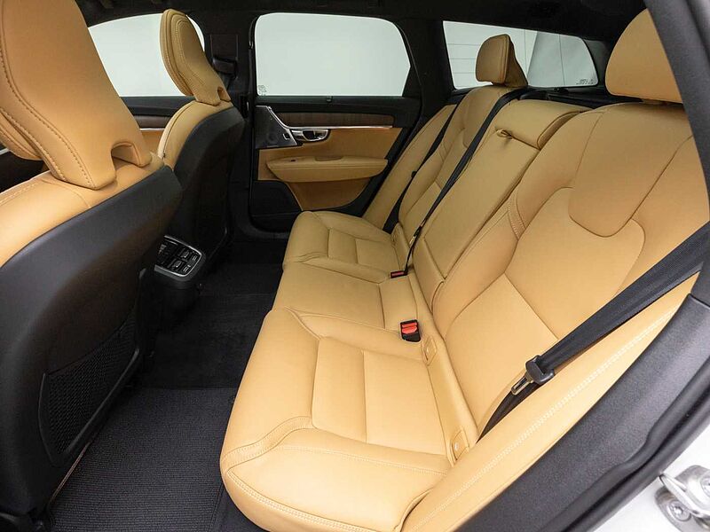 Volvo  Ultra, B5 AWD 마일드 하이브리드, 가솔린, 브라이트