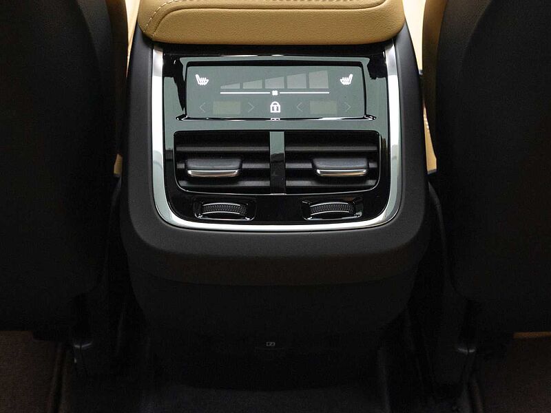 Volvo Ultra, B6 AWD 마일드 하이브리드, 가솔린, 브라이트