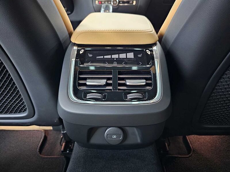 Volvo  Ultra, B5 AWD 마일드 하이브리드, 가솔린, 브라이트