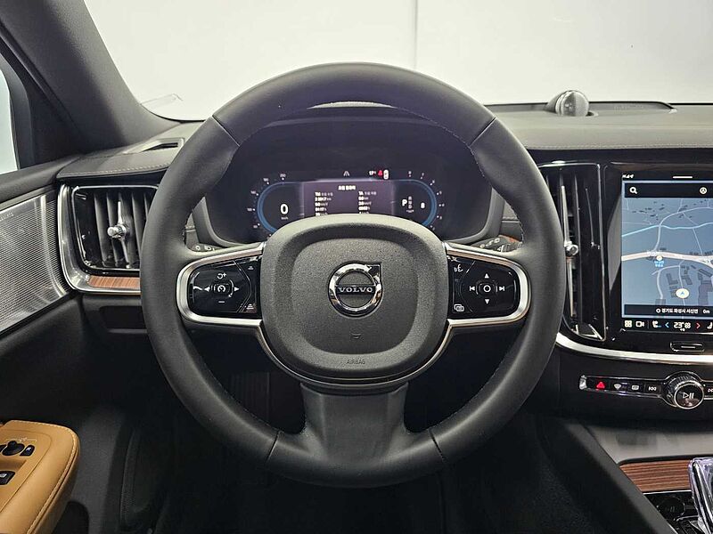 Volvo  Ultra, B5 AWD 마일드 하이브리드, 가솔린, 브라이트