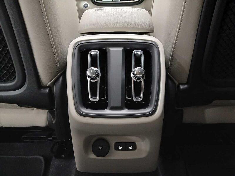 Volvo Ultra, B4 AWD 마일드 하이브리드, 가솔린, 브라이트