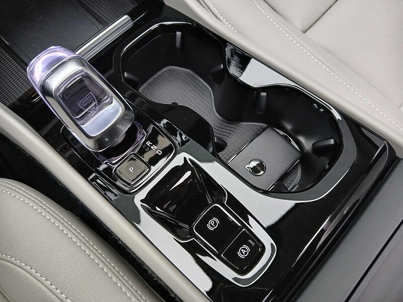 Volvo Ultra, B4 AWD 마일드 하이브리드, 가솔린, 브라이트