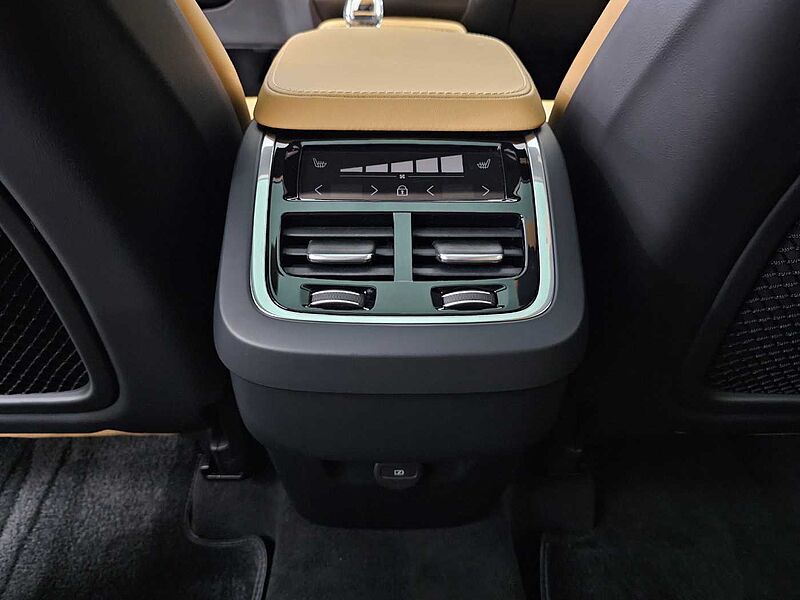 Volvo  Ultra, B6 AWD 마일드 하이브리드, 가솔린, 브라이트, 7 좌석