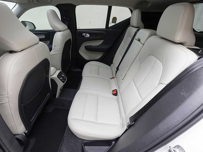 Volvo Ultra, B4 AWD 마일드 하이브리드, 가솔린, 브라이트