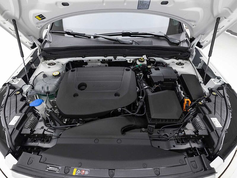 Volvo Ultra, B4 AWD 마일드 하이브리드, 가솔린, 브라이트