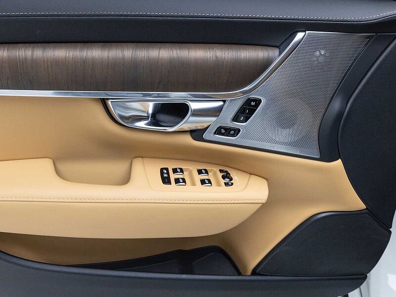 Volvo  Ultimate, B5 마일드 하이브리드, 가솔린, 브라이트