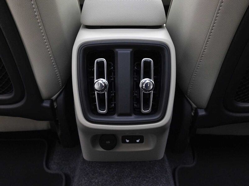 Volvo  Ultra, B4 AWD 마일드 하이브리드, 가솔린, 브라이트