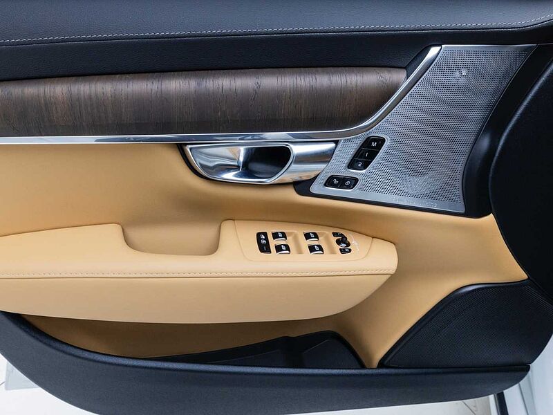 Volvo  Ultimate, B5 마일드 하이브리드, 가솔린, 브라이트