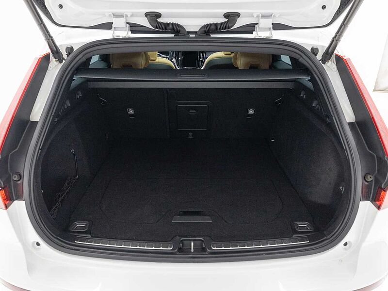 Volvo  Cross Country Pro, B5 AWD (250 hp) aut