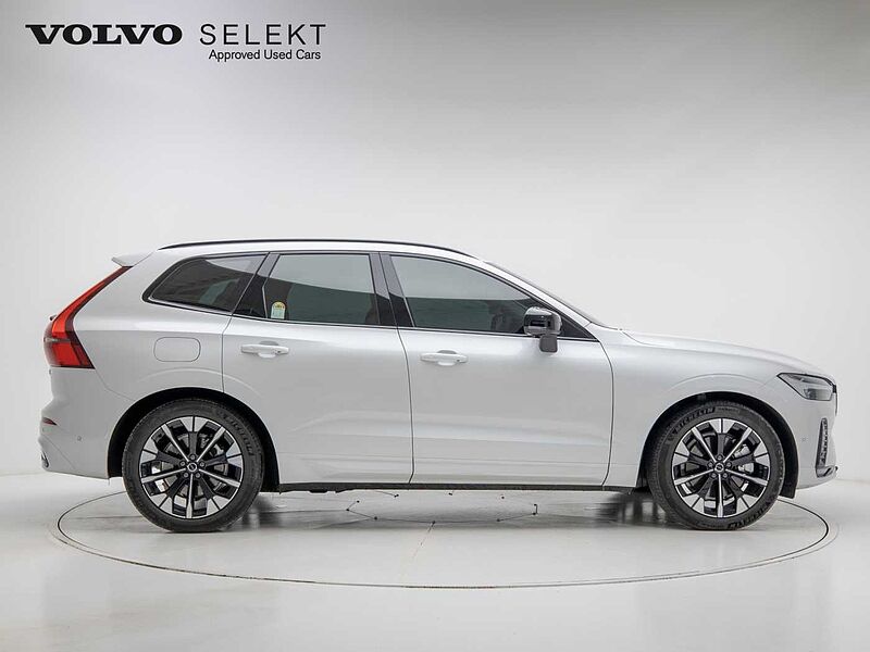 Volvo  Ultra, B5 AWD 마일드 하이브리드, 가솔린, 다크
