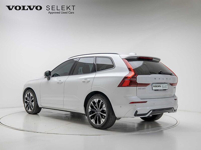 Volvo  Ultra, B5 AWD 마일드 하이브리드, 가솔린, 다크