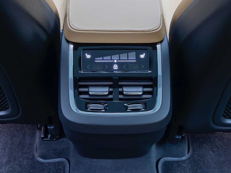 Volvo  Ultra, B6 AWD 마일드 하이브리드, 가솔린, 브라이트, 7 좌석