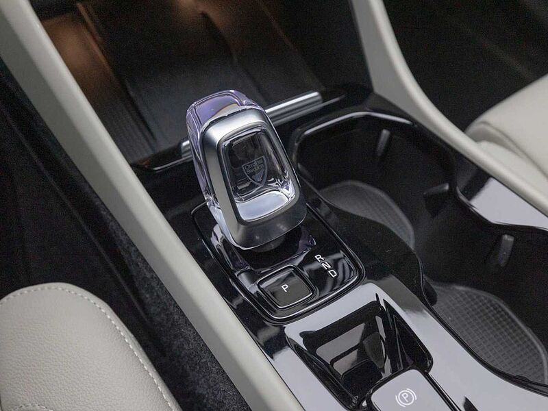 Volvo Ultra, B4 AWD 마일드 하이브리드, 가솔린, 브라이트