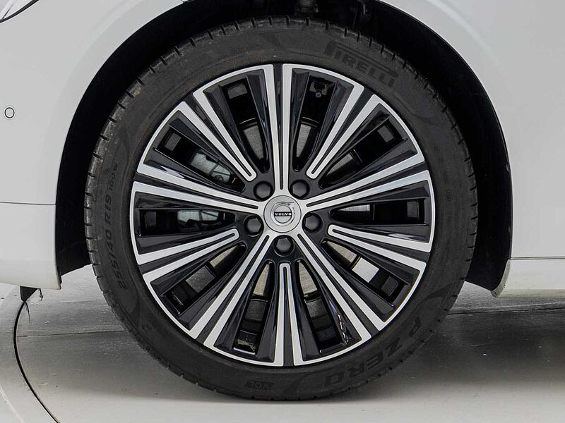 Volvo Ultimate, B5 마일드 하이브리드, 가솔린, 브라이트