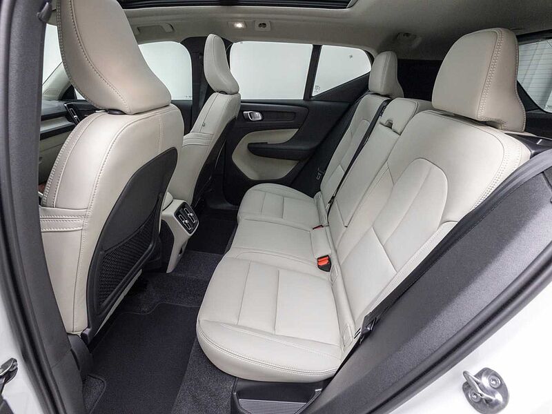 Volvo  Ultra, B4 AWD 마일드 하이브리드, 가솔린, 브라이트