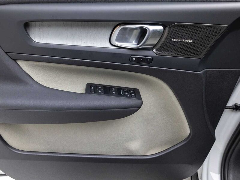 Volvo  Ultra, B4 AWD 마일드 하이브리드, 가솔린, 브라이트