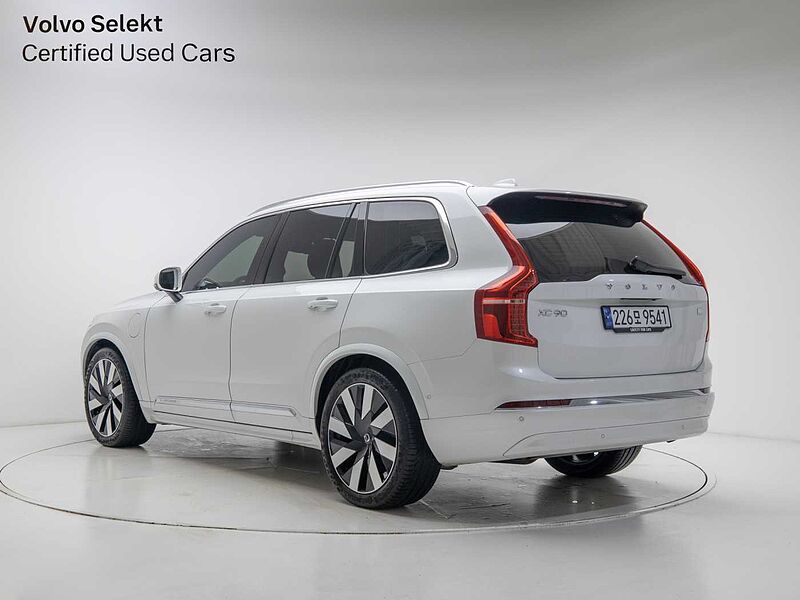 Volvo  Recharge Ultimate, T8 AWD 플러그-인 하이브리드, 전기/가솔린, 브라이트, 7 좌석