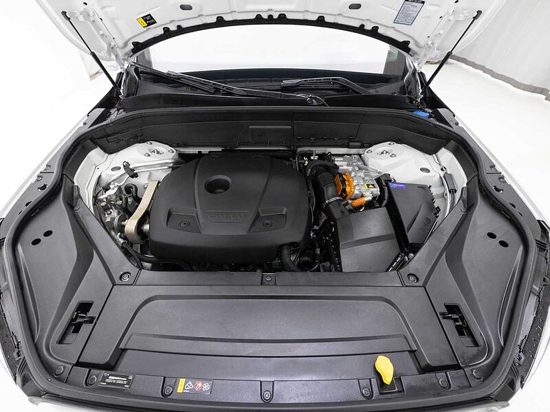 Volvo  Recharge Ultimate, T8 AWD 플러그-인 하이브리드, 전기/가솔린, 브라이트, 7 좌석