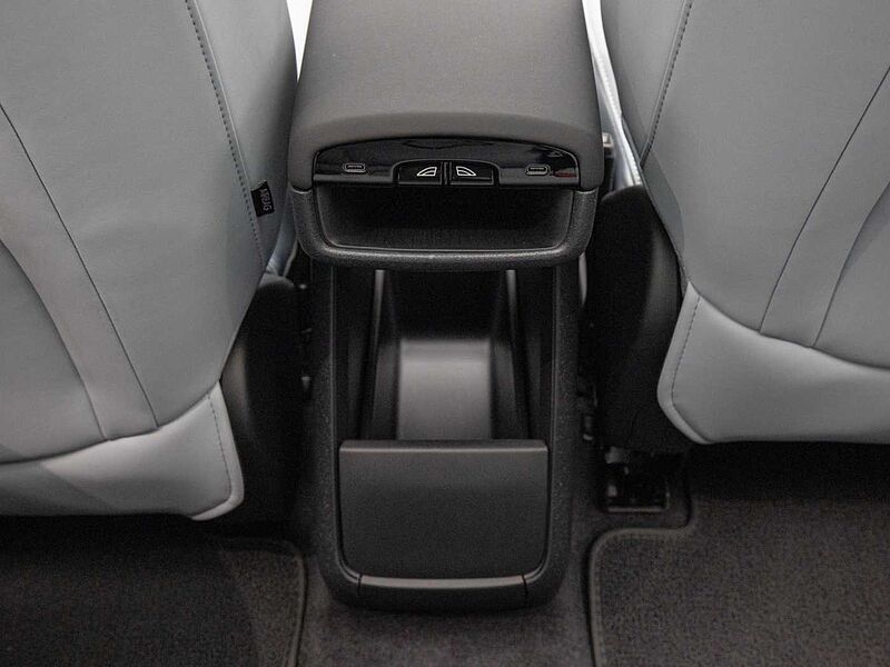 Volvo  Ultra, Single Motor Extended Range, 순수 전기