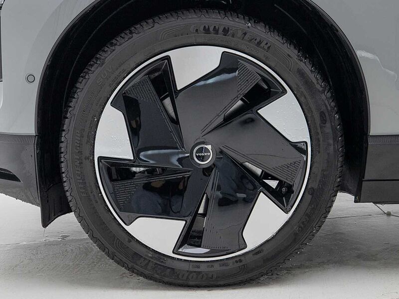 Volvo  Ultra, Single Motor Extended Range, 순수 전기