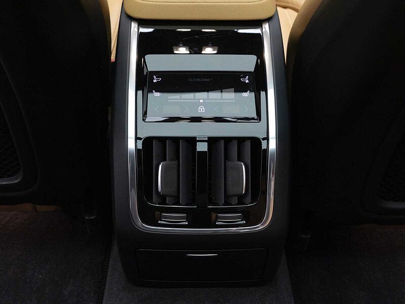 Volvo Ultimate, B5 마일드 하이브리드, 가솔린, 브라이트