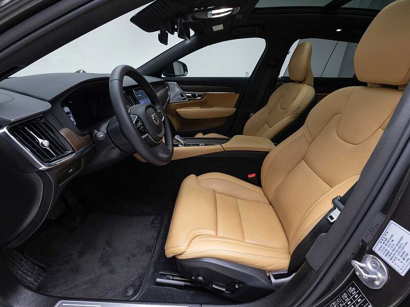 Volvo Ultimate, B5 마일드 하이브리드, 가솔린, 브라이트